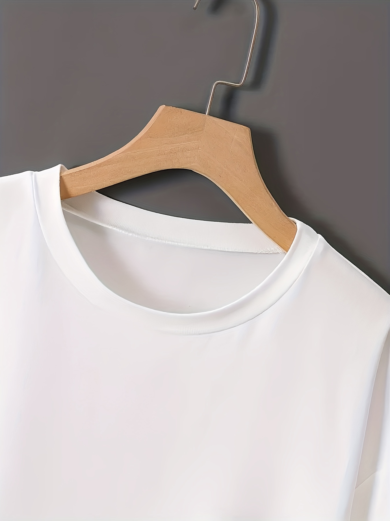 Camiseta estampada con una ban - Summer Clothing Must Haves reseña y precio